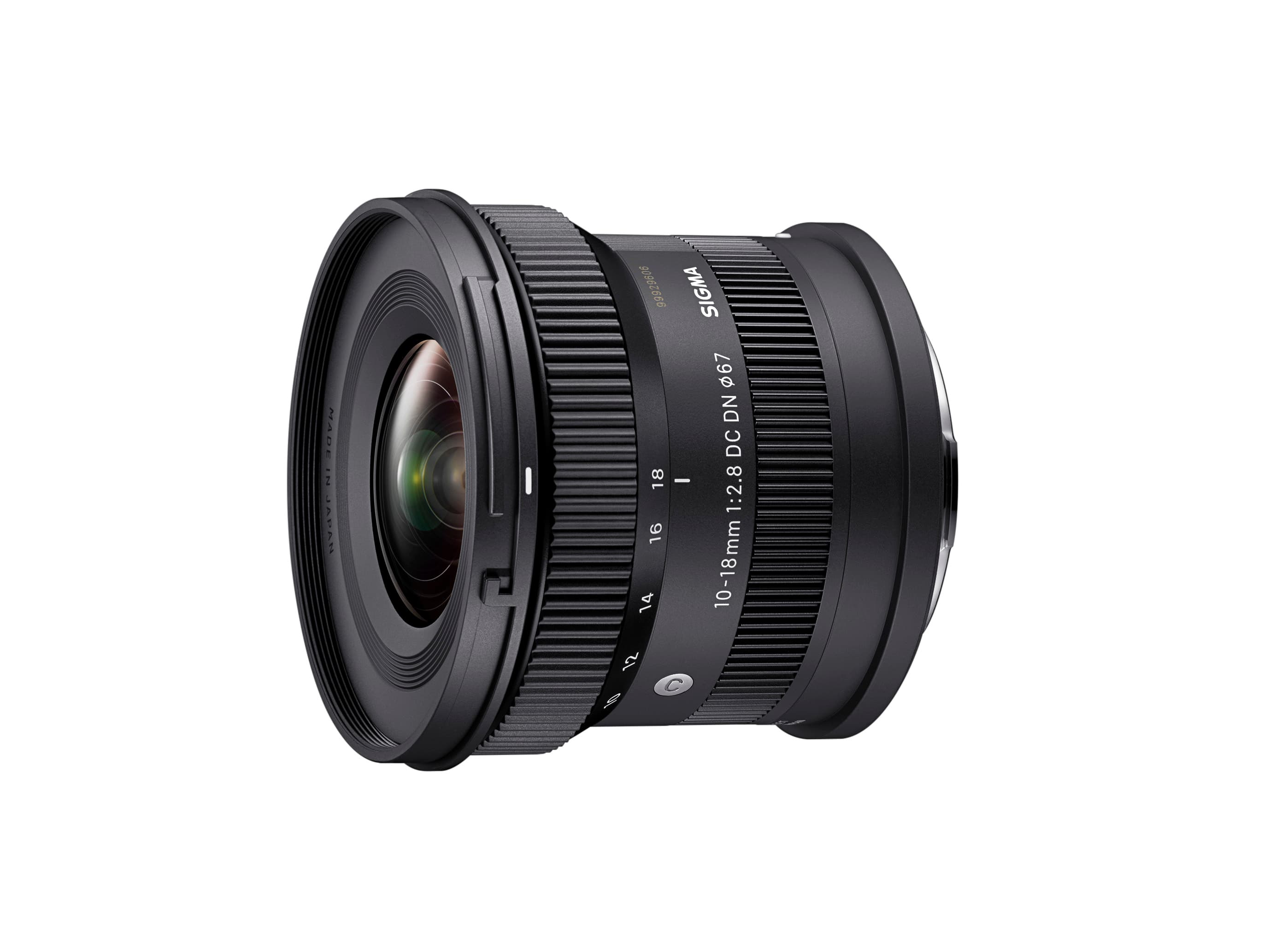 SIGMA10_18mmF28DCDN_斜め.jpg